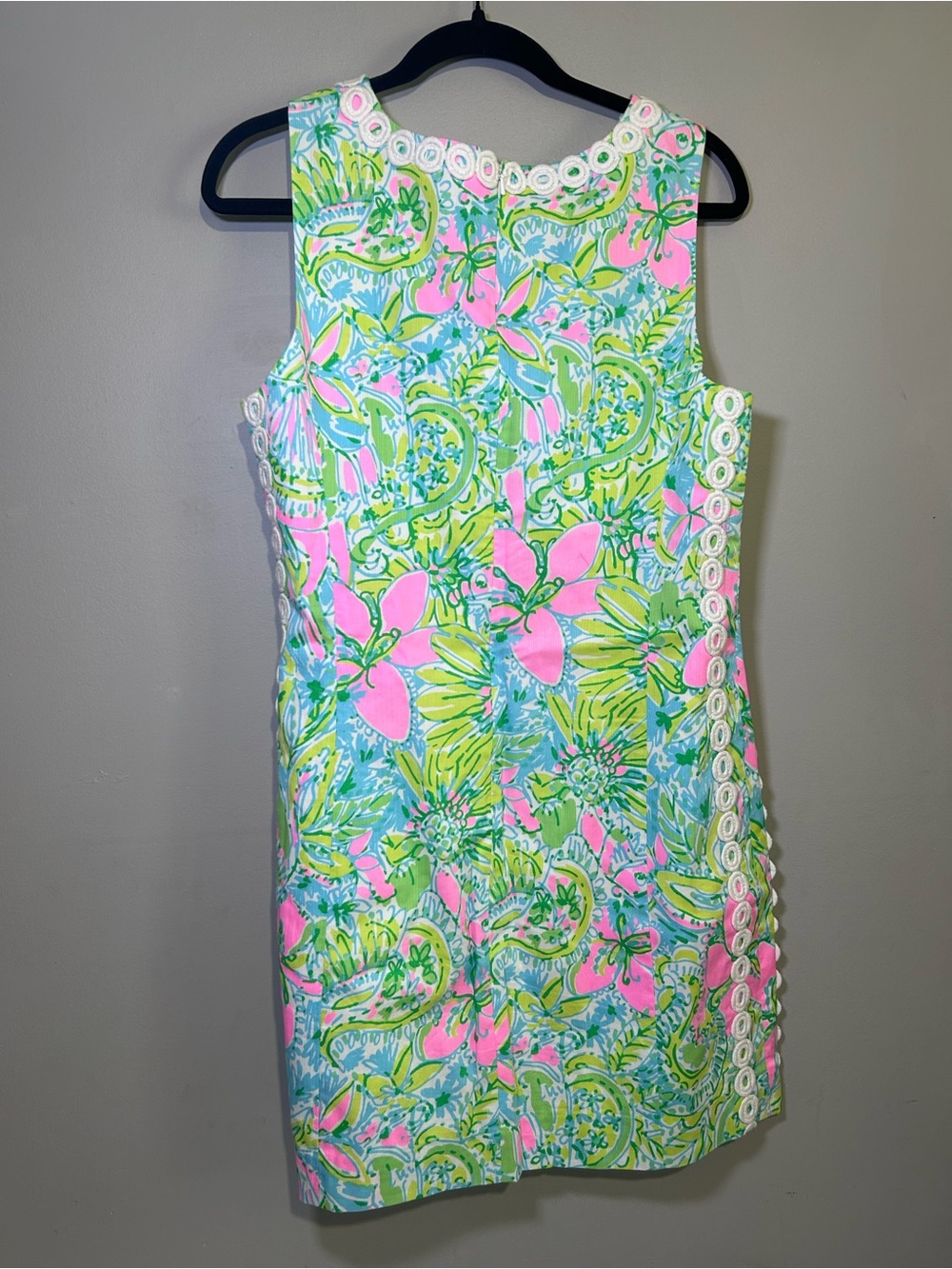 Lilly Pulitzer Shift Dress Size 12 Pink Green Floral Paisley Eyelet Trim Sleevel - Picture 3 of 6